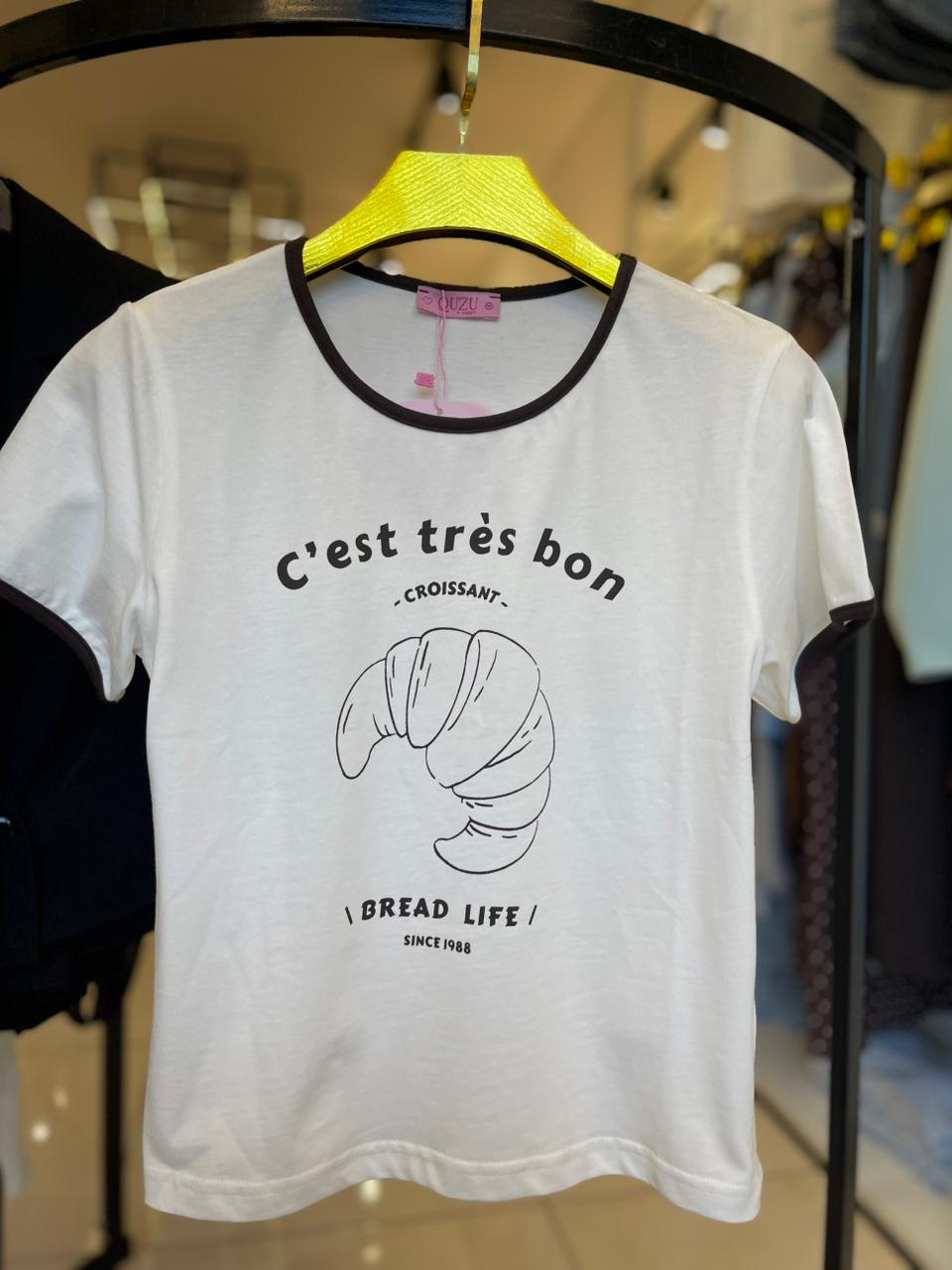 Croissant T-shirt