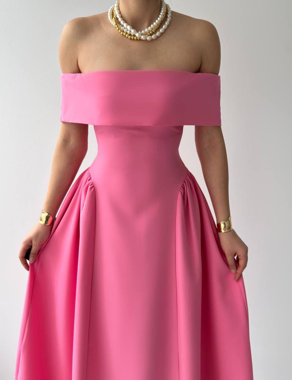 Off-shoulders Dress